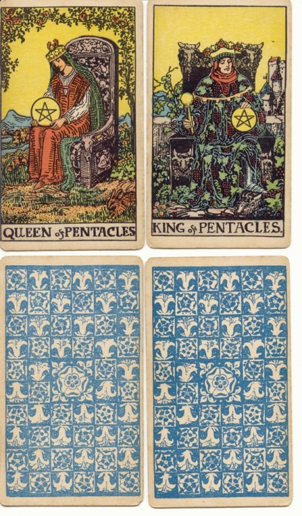 King and queen of coins from the 1909 R&L deck