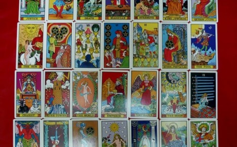 Example images from the 1st edition Waite-J.K. Tarot deck