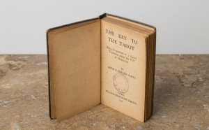 Presentation copy of KtT (1910)